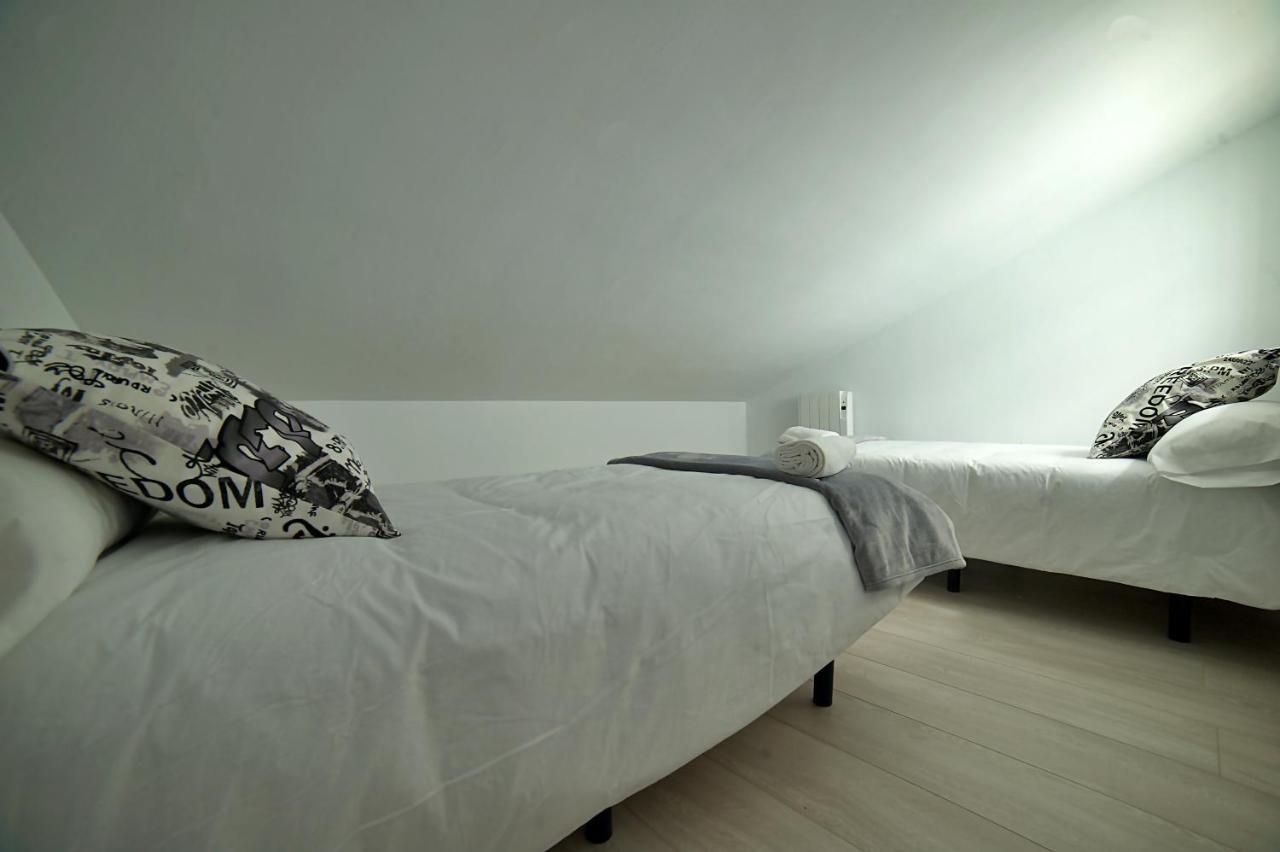 Apartamentos Barrio Humedo Catedral 2 León Extérieur photo