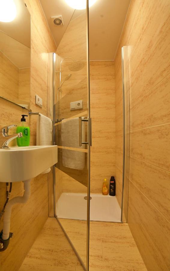 Apartamentos Barrio Humedo Catedral 2 León Extérieur photo
